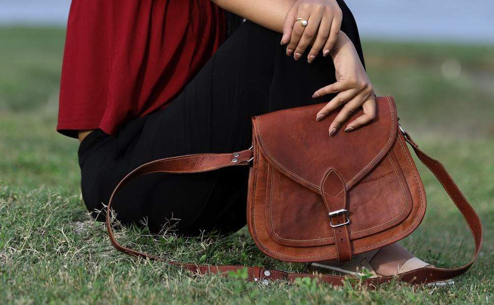 Victoria Full Grain Leather Purse